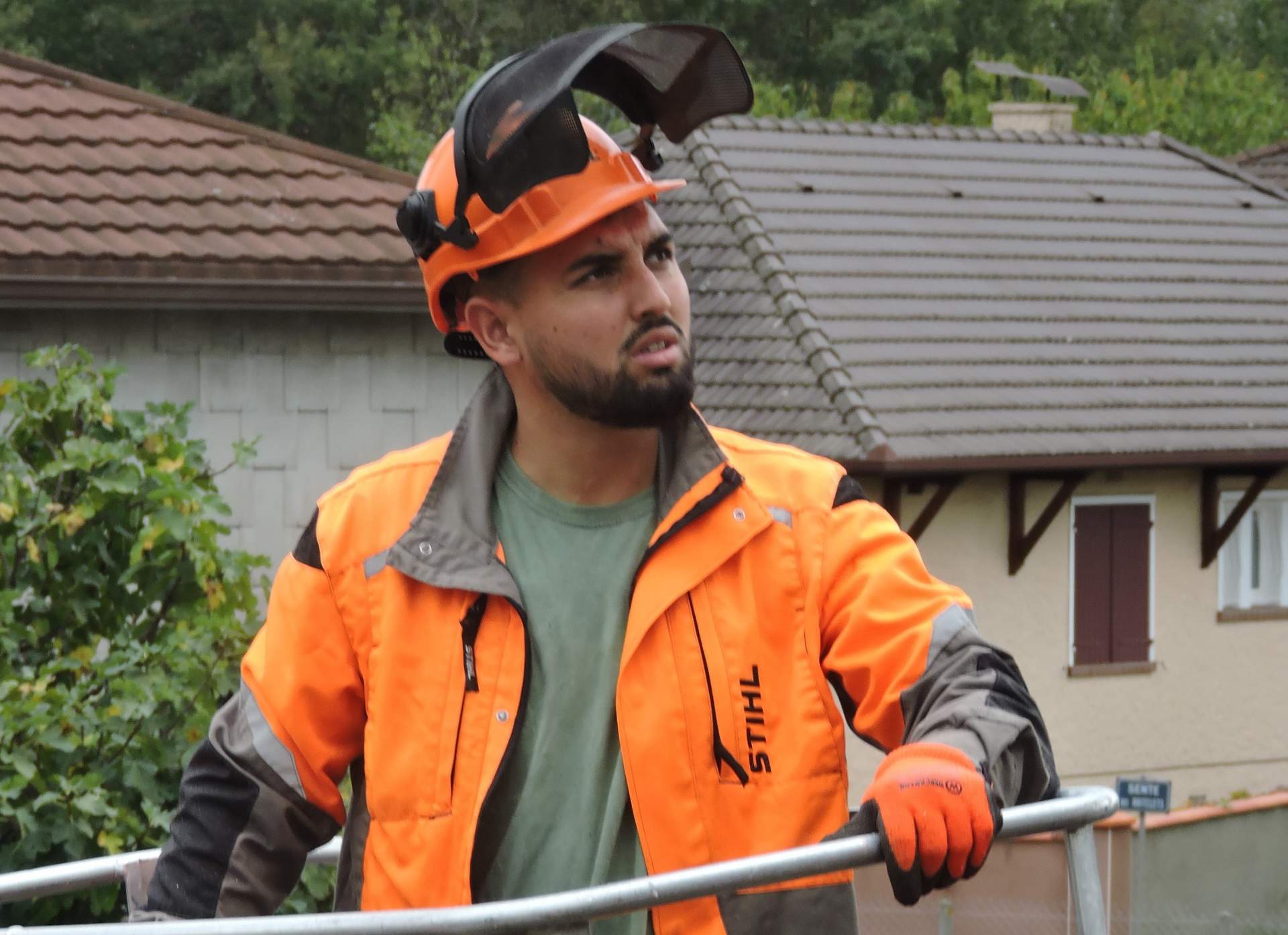 Votre professionnel de l'élagage et l'étêtage d’arbre proche de Tarbes Votre professionnel de l'élagage et l'étêtage d’arbre proche de Tarbes